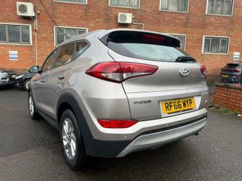 Hyundai Tucson 2.0 CRDi SE Nav Auto 4WD Euro 6 5dr