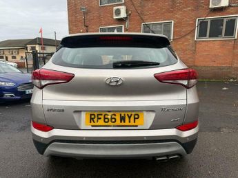 Hyundai Tucson 2.0 CRDi SE Nav Auto 4WD Euro 6 5dr