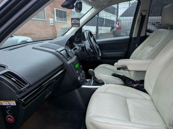 Land Rover Freelander 2.2 SD4 HSE CommandShift 4WD Euro 5 5dr
