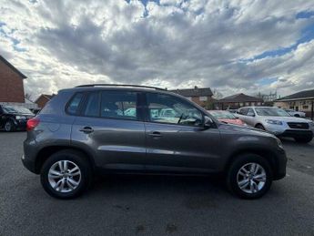 Volkswagen Tiguan 2.0 TDI BlueMotion Tech S DSG 4WD Euro 5 (s/s) 5dr