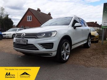 Volkswagen Touareg V6 R-LINE PLUS TDI BLUEMOTION TECHNOLOGY