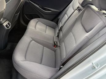 Hyundai Ioniq PREMIUM