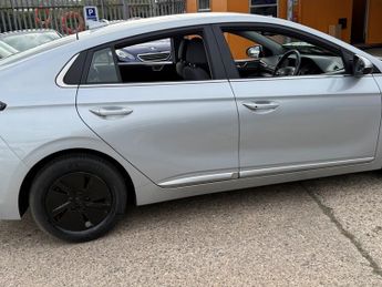 Hyundai Ioniq PREMIUM