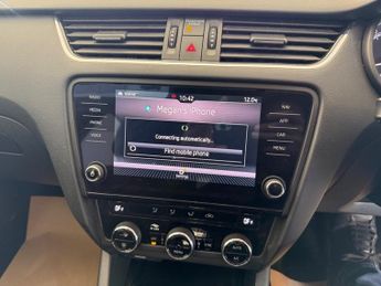 Skoda Octavia SE DRIVE TSI DSG 19 PLATE AUTO SAT NAV 65000 MILES