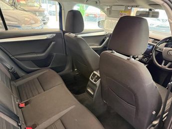 Skoda Octavia SE DRIVE TSI DSG 19 PLATE AUTO SAT NAV 65000 MILES