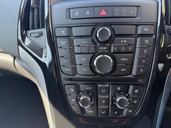 Vauxhall Astra ELITE