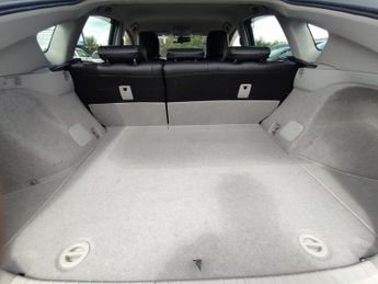 Toyota Prius 1.8 Hybrid VVT-h CVT 5dr