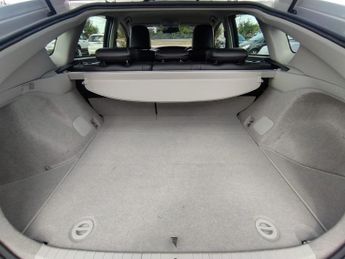 Toyota Prius 1.8 Hybrid VVT-h CVT 5dr