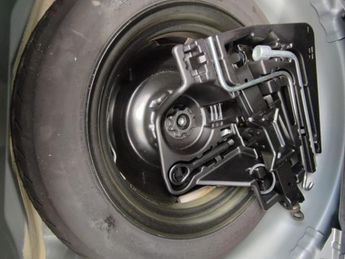 Toyota Prius 1.8 Hybrid VVT-h CVT 5dr