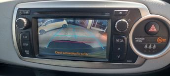 Toyota Yaris VVT-I T SPIRIT