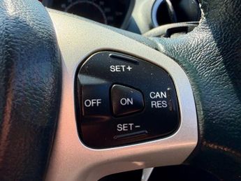 Ford Fiesta TITANIUM AUTOMATIC+P/SENSORS+TWO KEYS