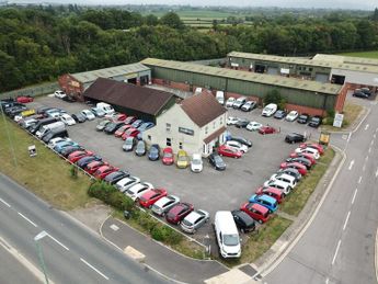 Ford Fiesta TITANIUM AUTOMATIC+P/SENSORS+TWO KEYS