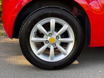 Fiat 500 0.9 TwinAir Lounge Hatchback 3dr Petrol Dualogic Euro 5 (s/s) (8