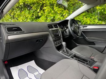 Volkswagen Golf 1.2 TSI BlueMotion Tech S Hatchback 5dr Petrol DSG Euro 5 (s/s) 