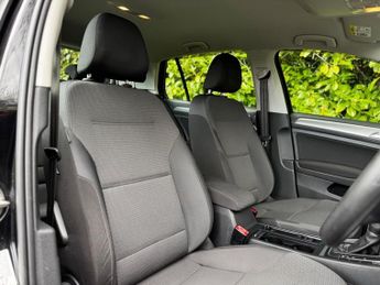 Volkswagen Golf 1.2 TSI BlueMotion Tech S Hatchback 5dr Petrol DSG Euro 5 (s/s) 