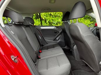 Volkswagen Golf 1.2 TSI S Hatchback 5dr Petrol DSG Euro 5 (105 ps)