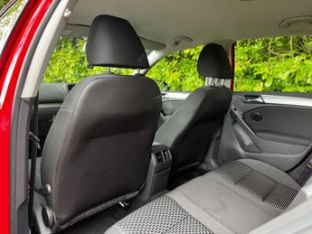 Volkswagen Golf 1.2 TSI S Hatchback 5dr Petrol DSG Euro 5 (105 ps)