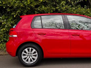 Volkswagen Golf 1.2 TSI S Hatchback 5dr Petrol DSG Euro 5 (105 ps)