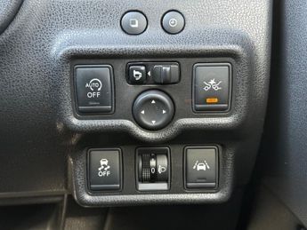 Nissan Note 1.2 DIG-S Tekna Hatchback 5dr Petrol XTRON Euro 6 (s/s) (98 ps)