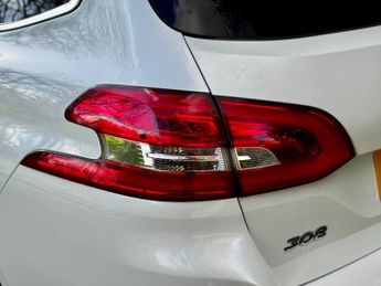 Peugeot 308 1.6 BlueHDi Allure Hatchback 5dr Diesel EAT Euro 6 (s/s) (120 ps