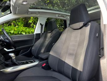 Peugeot 308 1.6 BlueHDi Allure Hatchback 5dr Diesel EAT Euro 6 (s/s) (120 ps