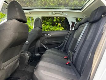 Peugeot 308 1.6 BlueHDi Allure Hatchback 5dr Diesel EAT Euro 6 (s/s) (120 ps