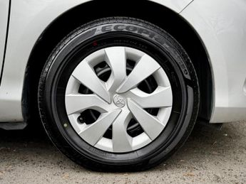 Toyota Yaris 1.33 Dual VVT-i Excel Hatchback 5dr Petrol Multidrive S Euro 6 (