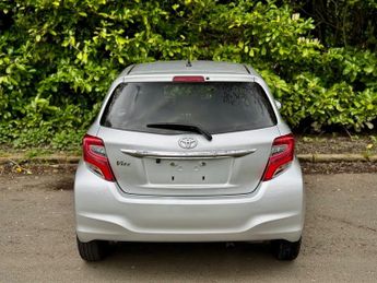 Toyota Yaris 1.33 Dual VVT-i Excel Hatchback 5dr Petrol Multidrive S Euro 6 (