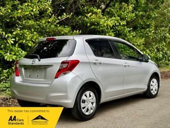 Toyota Yaris 1.33 Dual VVT-i Excel Hatchback 5dr Petrol Multidrive S Euro 6 (