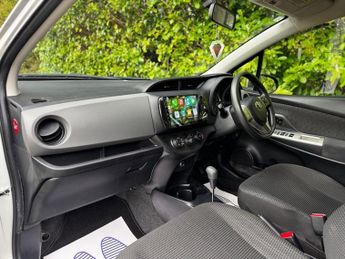 Toyota Yaris 1.33 Dual VVT-i Excel Hatchback 5dr Petrol Multidrive S Euro 6 (