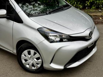 Toyota Yaris 1.33 Dual VVT-i Excel Hatchback 5dr Petrol Multidrive S Euro 6 (