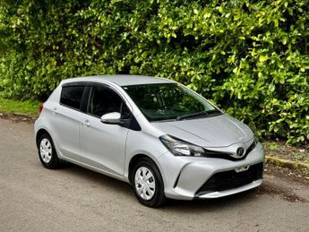Toyota Yaris 1.33 Dual VVT-i Excel Hatchback 5dr Petrol Multidrive S Euro 6 (