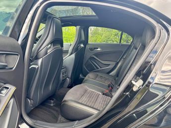 Mercedes A Class A 200 D AMG LINE PREMIUM