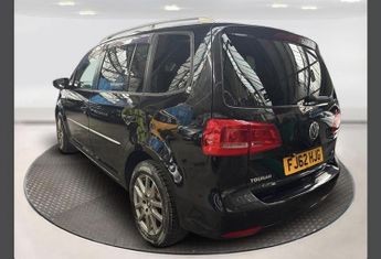 Volkswagen Touran 1.4 TSI PETEOL AUTOMATIC