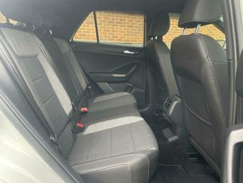 Volkswagen T-Roc R-LINE TSI EVO DSG