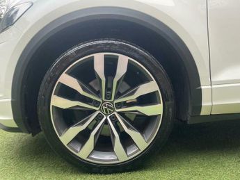 Volkswagen T-Roc R-LINE TSI EVO DSG
