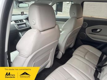 Land Rover Range Rover Evoque ED4 SE TECH DIESEL MANUAL WHITE HEATED ELECTRIC LEATHER SEATS RE