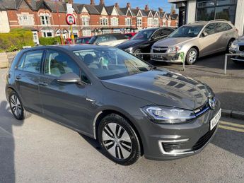 Volkswagen Golf E-GOLF