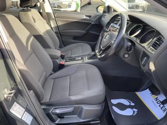 Volkswagen Golf E-GOLF