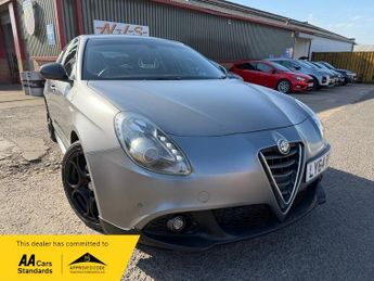 Alfa Romeo Giulietta TBI QUADRIFOGLIO VERDE TCT LAUNCH EDTN