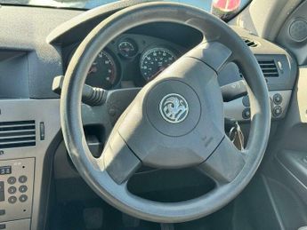 Vauxhall Astra GTC 28