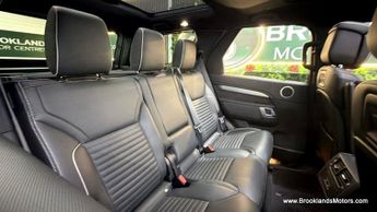 Land Rover Discovery R-DYNAMIC SE [3X SERVICES & HUGE SPEC]