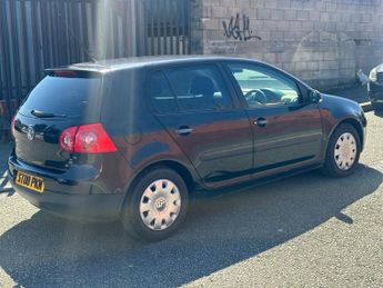 Volkswagen Golf 1.6 FSI S Hatchback 5dr Petrol Manual (161 g/km, 113 bhp)