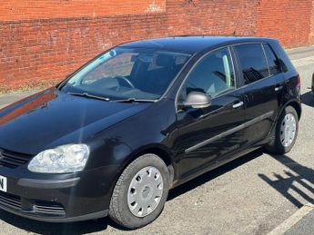 Volkswagen Golf 1.6 FSI S Hatchback 5dr Petrol Manual (161 g/km, 113 bhp)