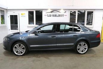 Skoda Superb ELEGANCE TDI CR 140