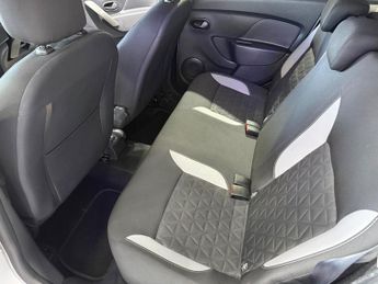 Dacia Sandero STEPWAY LAUREATE TCE