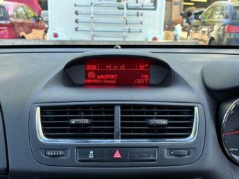 Vauxhall Mokka 1.4i Turbo Exclusiv Auto 2WD Euro 6 5dr