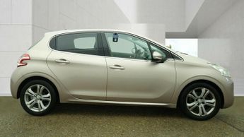Peugeot 208 ALLURE