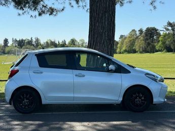 Toyota YARIS 1.33 Automatic Petrol 5dr Hatchback