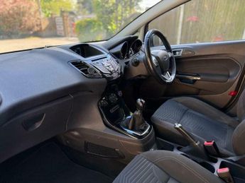Ford Fiesta 1.0T EcoBoost Zetec Euro 6 (s/s) 5dr
